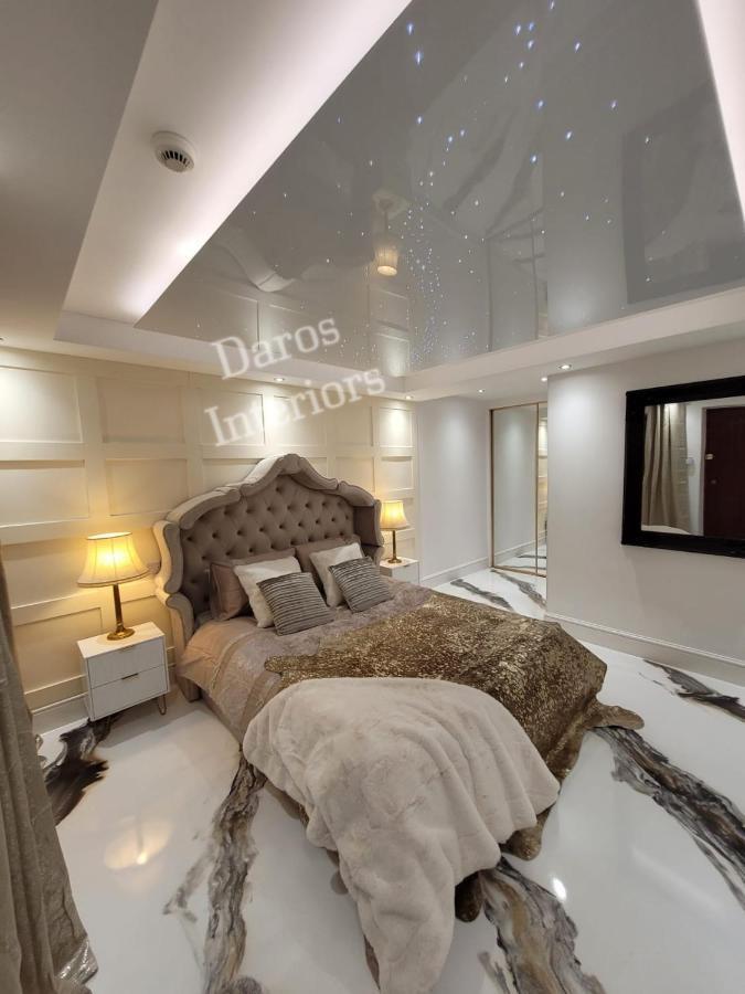 The Great House Hotel Bridgend  Esterno foto