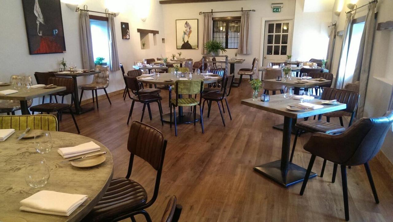 The Great House Hotel Bridgend  Esterno foto