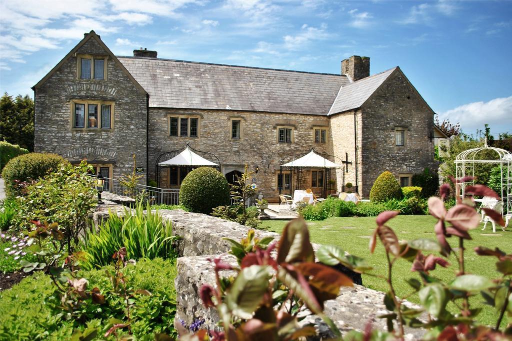 The Great House Hotel Bridgend  Esterno foto
