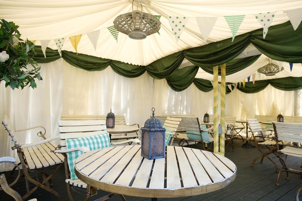 The Great House Hotel Bridgend  Esterno foto